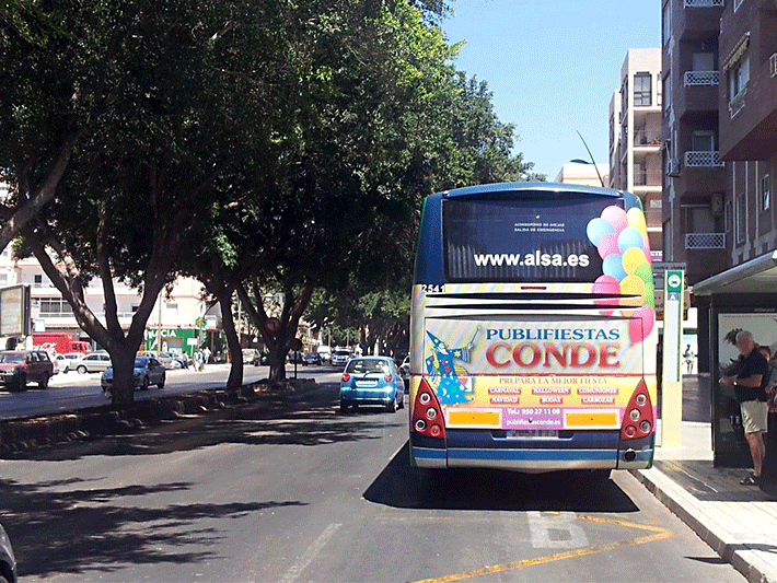 Trabajos de Publifiestas Conde, almería, metropolitano, publicidad