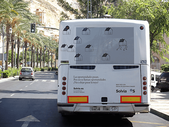 Trabajos de Solvia, almería publicidad autobuses metropolitanos