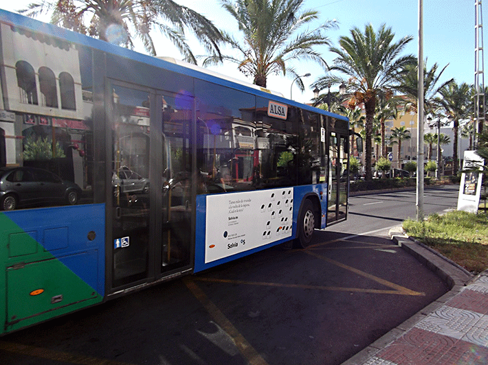 Trabajos de Solvia, almería publicidad autobuses metropolitanos